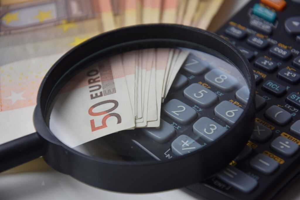 クレジットカードでスマホ料金を節約する方法は？