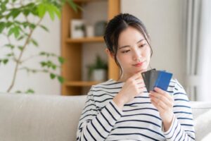クレジットカード申込み前に確認すべきポイントは？